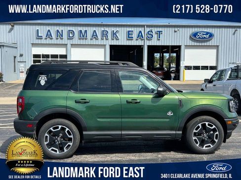 Used 2024 Ford Bronco Sport Outer Banks w/ Tech Package image 1