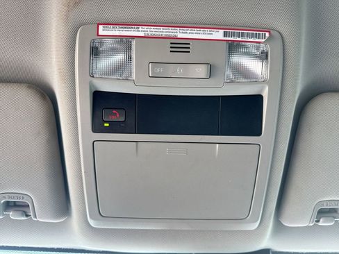 Used 2022 Toyota Tacoma SR5 w/ Technology Package image 19