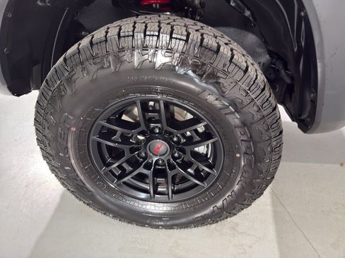 Used 2020 Toyota Tacoma TRD Pro image 4