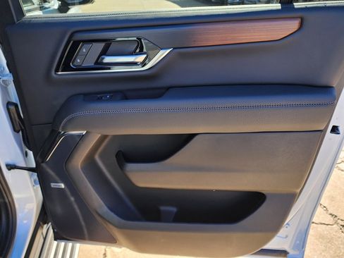 New 2026 GMC Yukon XL Denali w/ Sun & Power Step Package image 47