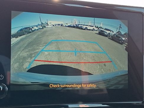 Used 2025 Toyota Corolla LE FWD image 20