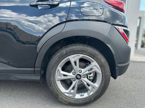 Used 2023 Hyundai Kona SEL AWD/4WD image 10