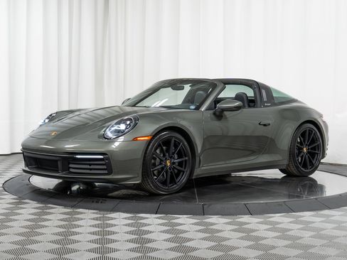 Certified 2022 Porsche 911 Targa 4 image 30