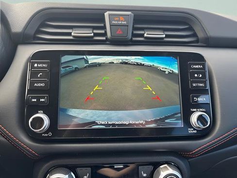 New 2025 Nissan Versa SR w/ Trunk Package FWD image 21