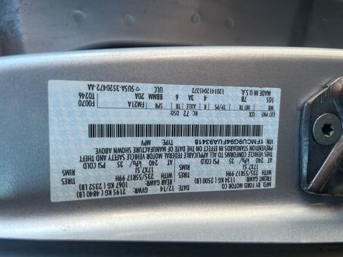 Used 2015 Ford Escape SE image 25