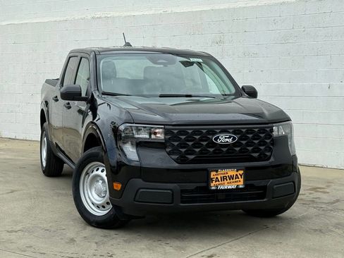 New 2025 Ford Maverick XL image 2