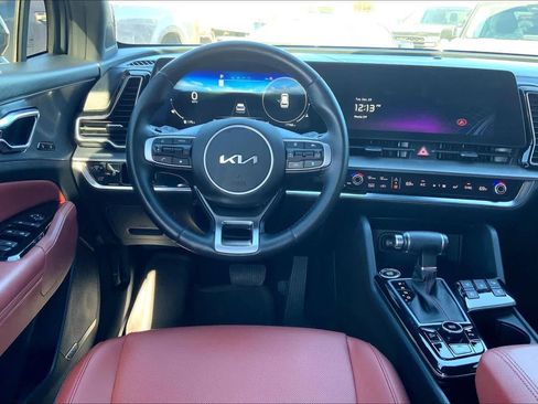 Certified 2023 Kia Sportage SX image 5