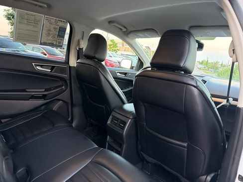 Used 2024 Ford Edge SEL AWD/4WD image 16