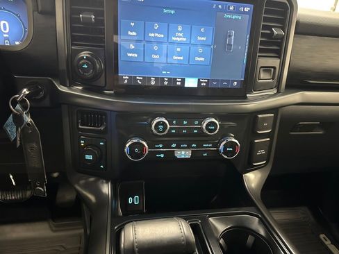 Certified 2024 Ford F150 XLT w/ XLT Black Appearance Package AWD/4WD image 17