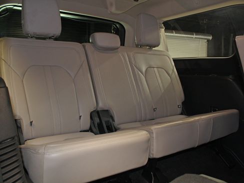 Used 2023 Ford Expedition Max Limited AWD/4WD image 43