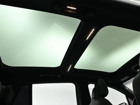 Used 2023 Mercedes-Benz EQS 580 4MATIC SUV image 21