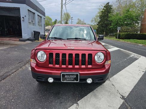Used 2016 Jeep Patriot Sport w/ Power Value Group FWD image 2
