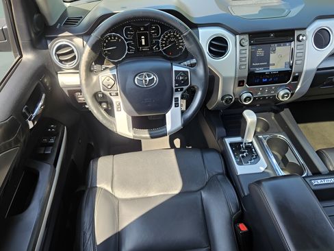 Used 2019 Toyota Tundra Platinum AWD/4WD image 11