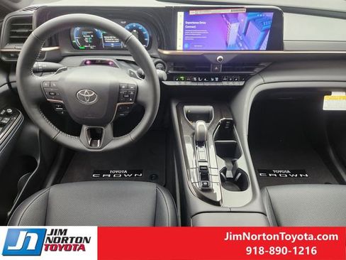 New 2026 Toyota Crown Signia image 19