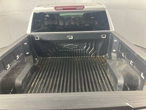 Certified 2024 Chevrolet Silverado 1500 LT image 22