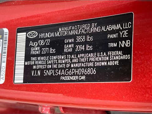 Used 2023 Hyundai Elantra SEL w/ Convenience Package image 31