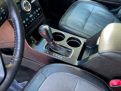 Used 2014 Ford Flex Limited w/ Equipment Group 301A FWD image 18