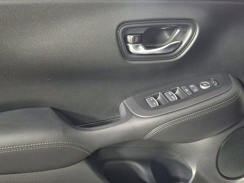 Used 2024 Honda HR-V EX-L image 14