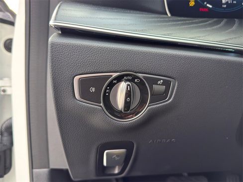 Used 2022 Mercedes-Benz E 350 E 350 w/ AMG Line Exterior image 15