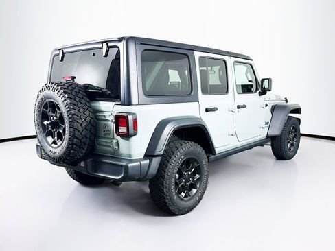 Used 2023 Jeep Wrangler Unlimited w/ Cold Weather Group AWD/4WD image 9