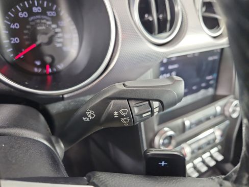 Used 2019 Ford Mustang Coupe w/ Equipment Group 101A RWD image 25