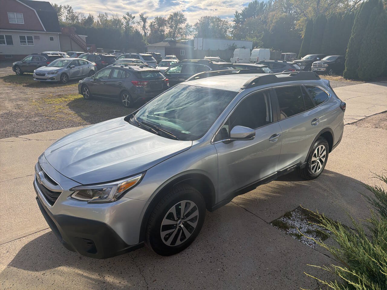 Used 2022 Subaru Outback Premium w/ Popular Package #1 AWD/4WD image 4