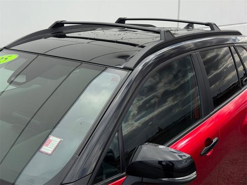 Certified 2025 Toyota Corolla Cross AWD Hybrid w/ Moonroof Package image 32