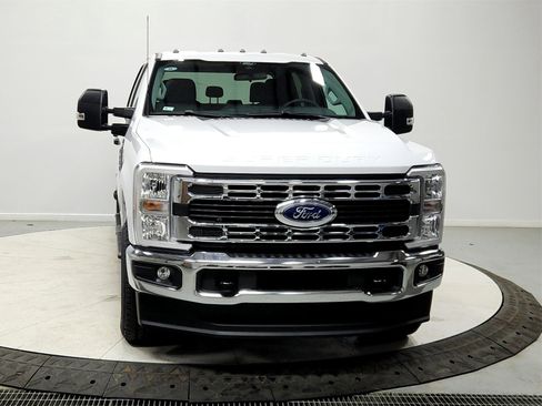 New 2026 Ford F250 XLT image 2