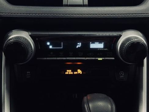 Used 2024 Toyota RAV4 LE image 28