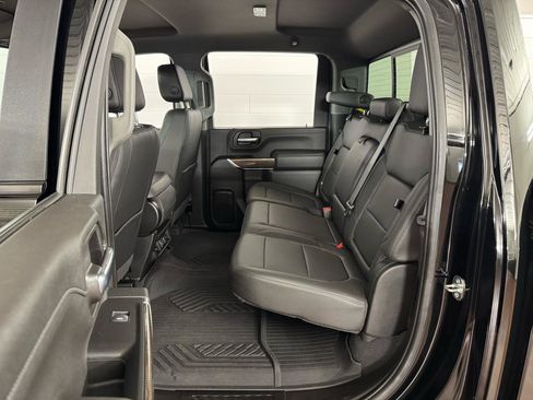 Used 2022 Chevrolet Silverado 2500 LT w/ Midnight Edition image 28