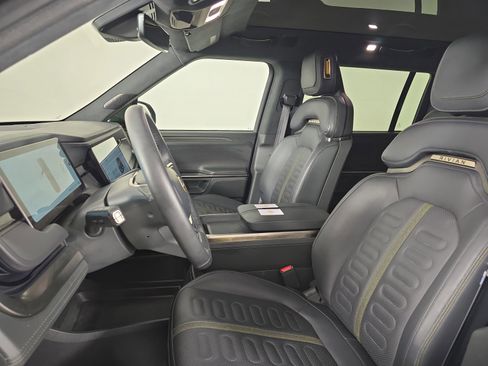 Used 2024 Rivian R1S Adventure AWD/4WD image 20