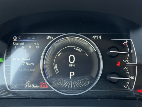 Used 2025 Lexus ES 300h F Sport w/ Accessory Package (Z2) image 16