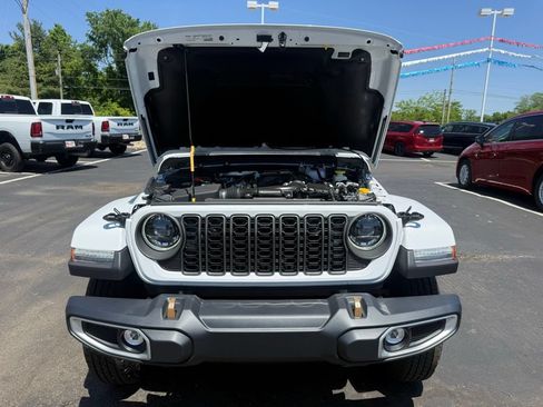 New 2026 Jeep Gladiator Sport AWD/4WD image 56