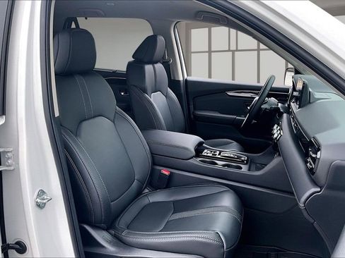 New 2025 Honda Pilot EX-L image 10