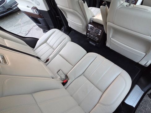 Used 2016 Land Rover Range Rover Supercharged AWD/4WD image 43