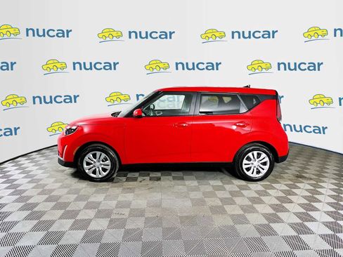 Used 2023 Kia Soul LX image 4