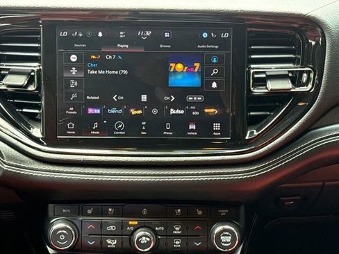 Used 2021 Dodge Durango SRT Hellcat w/ Technology Group AWD/4WD image 13