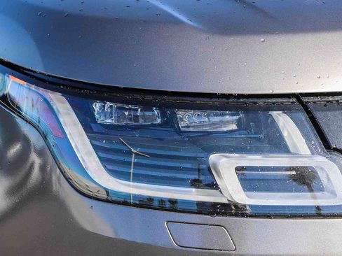 Used 2021 Land Rover Range Rover Long Wheelbase Autobiography image 4