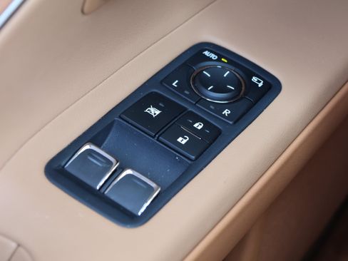 Used 2023 Lexus LC 500 Convertible w/ Touring Package RWD image 14