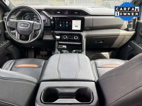 Used 2024 GMC Sierra 1500 AT4 w/ Technology Package AWD/4WD image 20