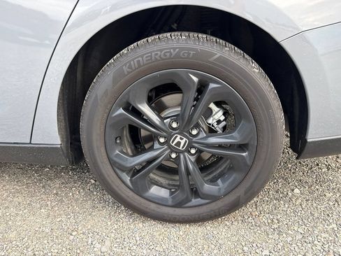 Used 2025 Honda Accord SE image 6