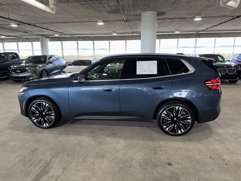 Used 2025 BMW X3 xDrive30i w/ Convenience Package AWD/4WD image 5