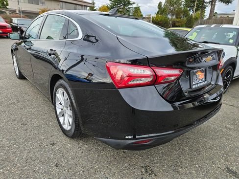 Used 2020 Chevrolet Malibu LT image 13