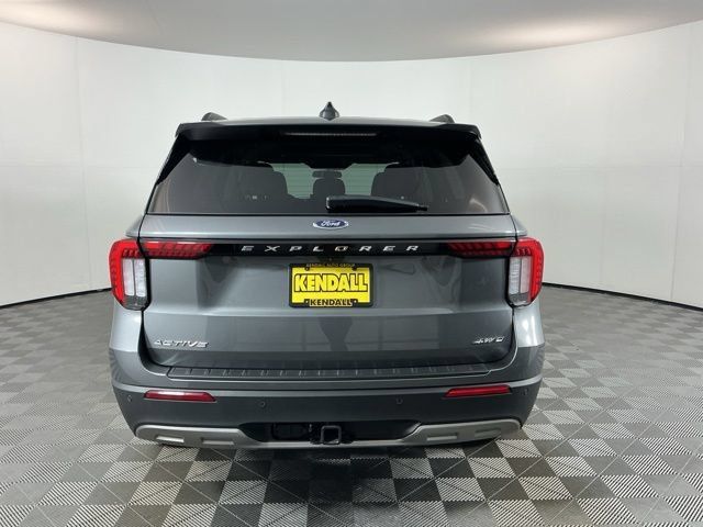 Used 2026 Ford Explorer Active w/ Active Comfort Package AWD/4WD image 6
