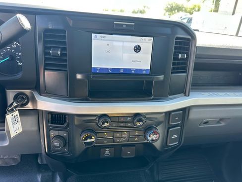 New 2025 Ford F550 4x4 Regular Cab Super Duty image 13