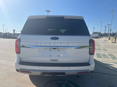 Certified 2024 Ford Expedition Limited RWD image 4