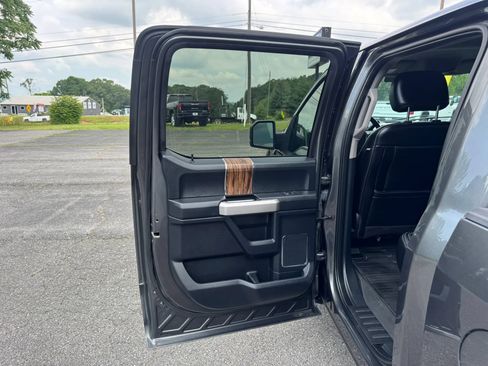 Used 2020 Ford F150 Lariat AWD/4WD image 34
