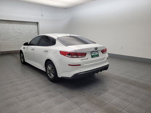 Used 2019 Kia Optima LX FWD image 5