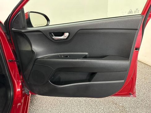 Used 2019 Kia Rio S image 21