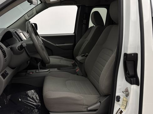 Used 2020 Nissan Frontier S w/ S Utility Package image 12